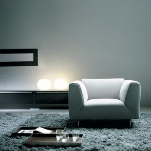 Teppichboden - Modernes Wohnzimmer frisch renoviert.